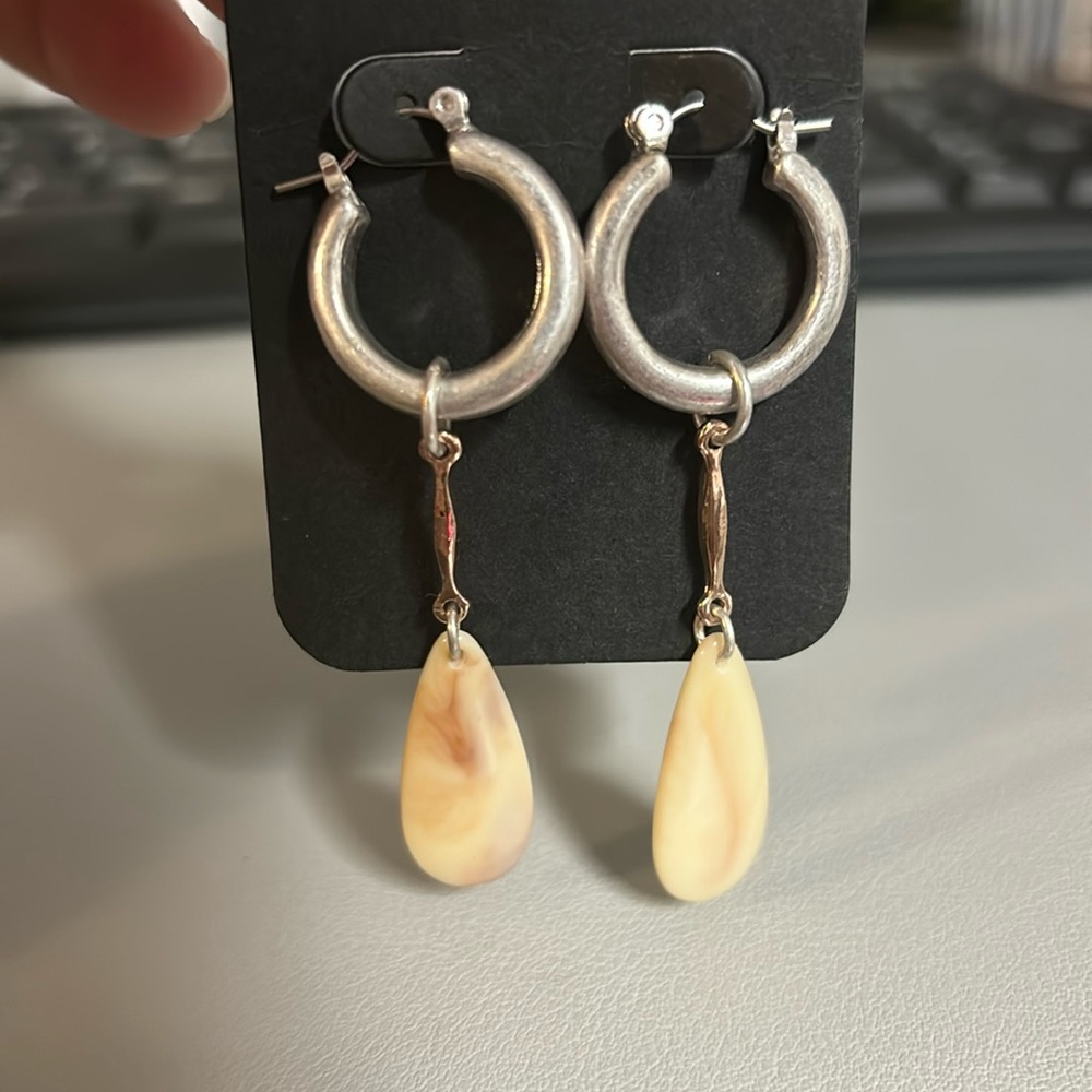 Artisanal Silver Style Polished Natural Almond Drop Stone with Golden Link